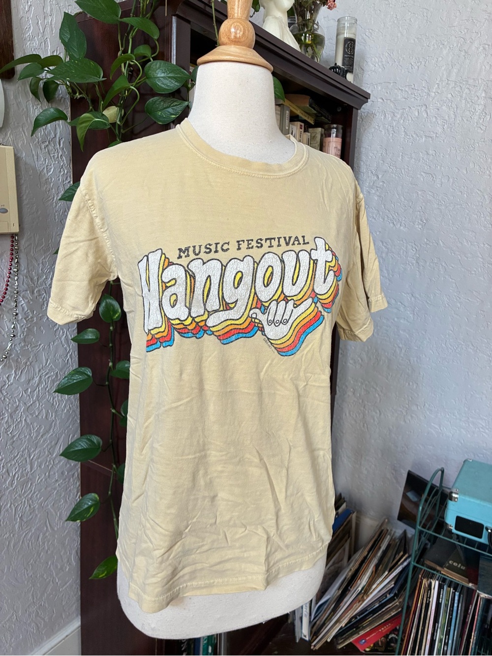 2018 Hangout Music Festival Retro Graphic Tee - Yellow